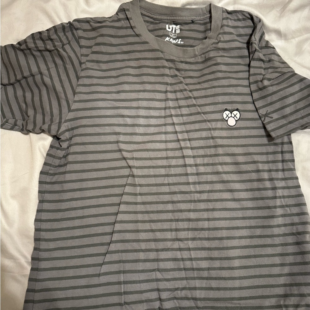 Uniqlo UT x Kaws T-Shirt